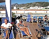 Solljuset i janauri gör underverk för humöret. I Nerja kan man bo svenskt, mitt i det genuint spanska.